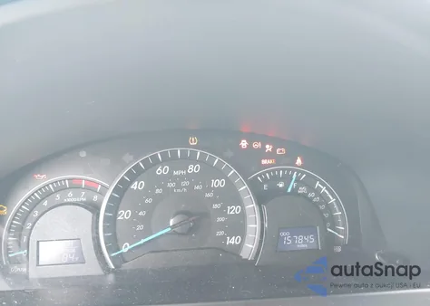 2015 Toyota Camry Le/Xle/Se/Xse z USA, uszkodzony, nr VIN 4T1BF1FK9FU911964